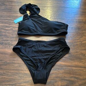 Black One-Shoulder Bikini Set